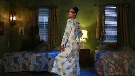 Delightful american milf Bonnie Rotten showing big hooters and spreading her legs 